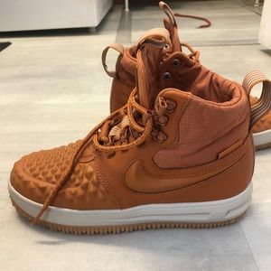 Nike lunar force 1 duckboot orange